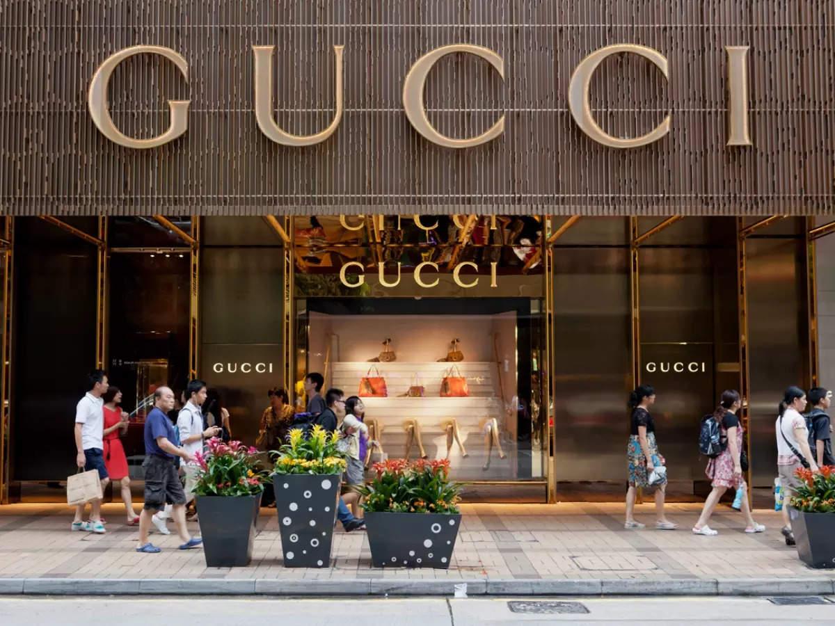 Cổ phiếu Kering giảm 9% sau cảnh báo lợi nhuận do doanh số Gucci giảm