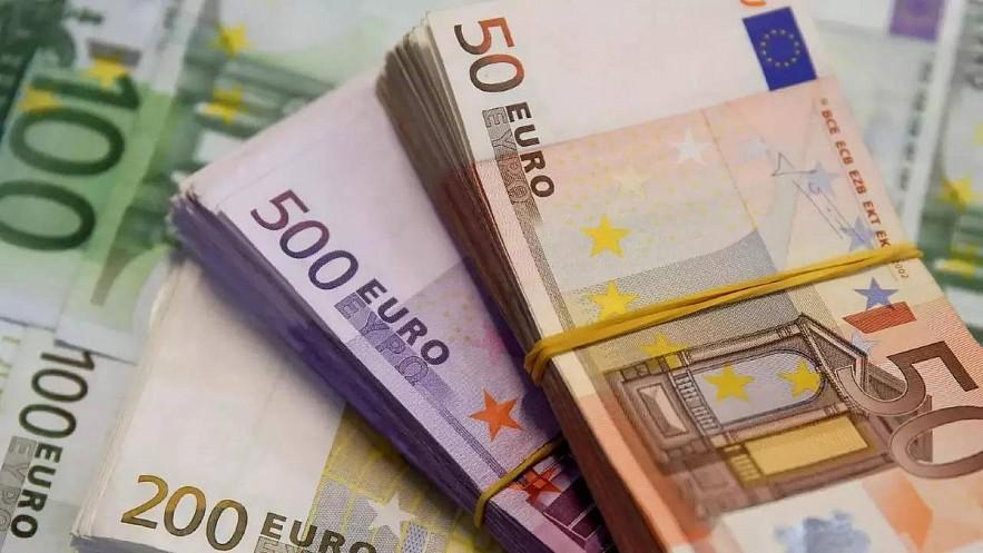  Đồng Euro tăng giá khi niềm tin rủi ro trên thị trường tăng cao sau báo cáo lương quan trọng của Mỹ